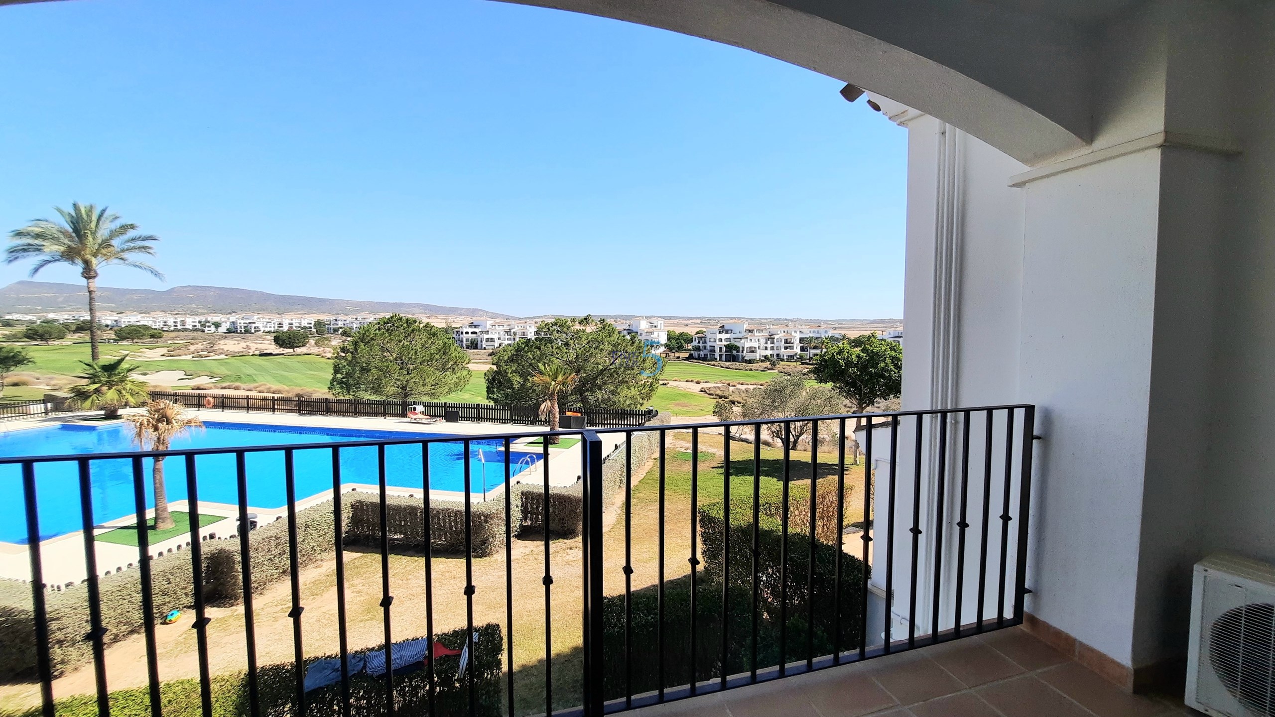 https://cdn.proppy.app/propertyphotos/2990/9f153641-d200-4581-87d6-15a0dd5c41c5/501844/f1096739-63f9-4fb7-908f-617c126afa8f.jpg