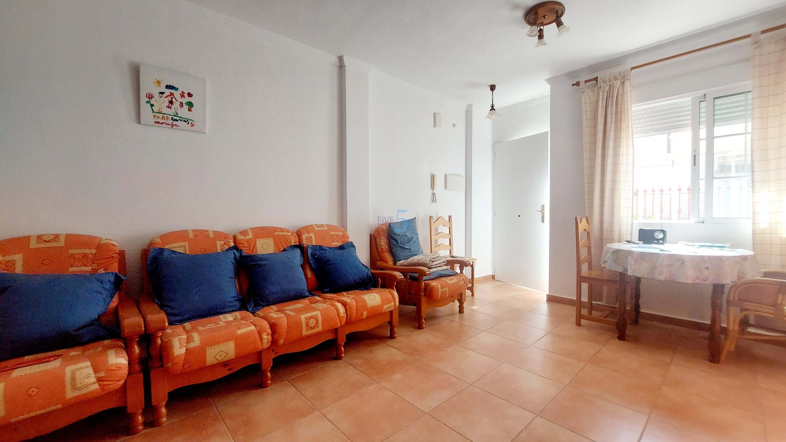 https://cdn.proppy.app/propertyphotos/2990/9f153641-d200-4581-87d6-15a0dd5c41c5/680280/ba2bb2e6-b293-4603-aa01-56bf36bac600.jpg