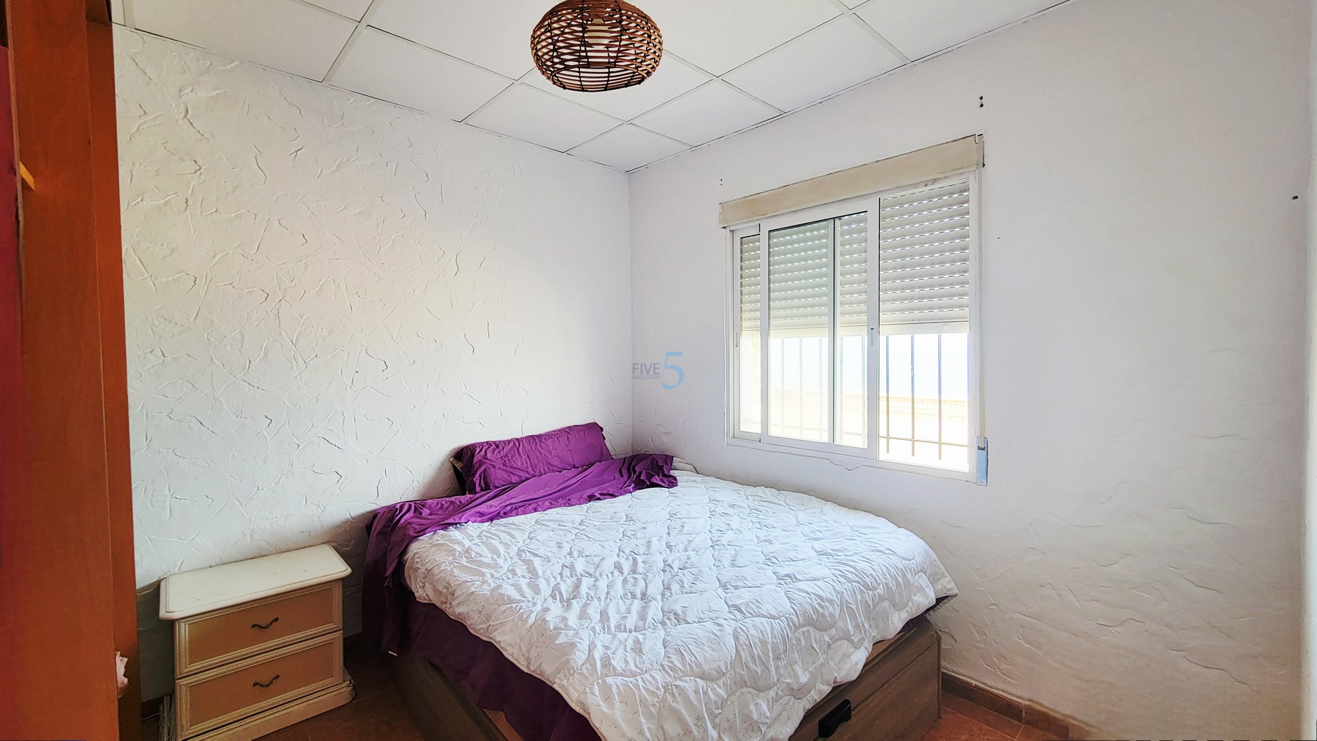 https://cdn.proppy.app/propertyphotos/2990/9f153641-d200-4581-87d6-15a0dd5c41c5/720141/240e3c8d-1005-47ec-80cd-5305190c7ecf.jpg