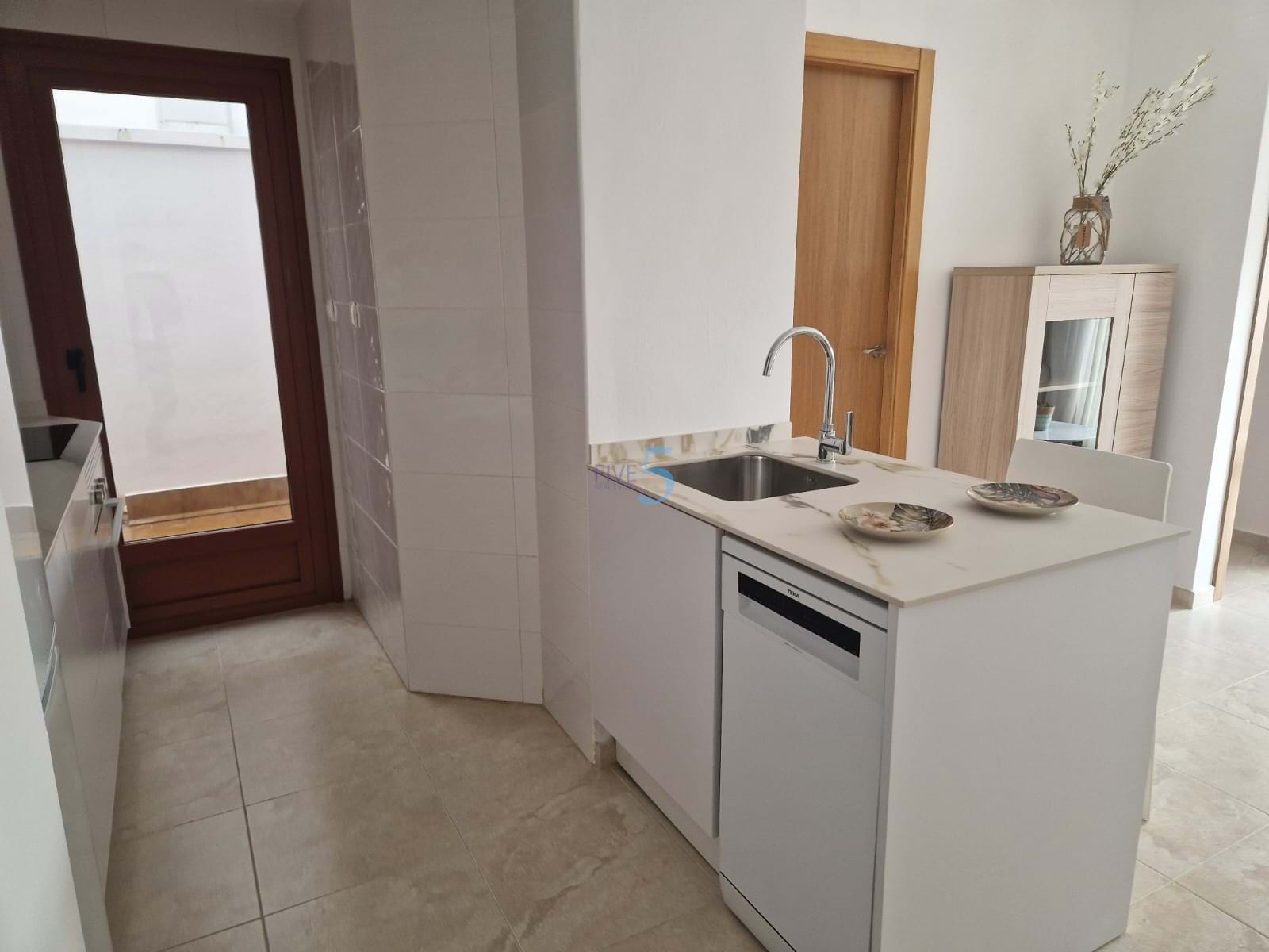 https://cdn.proppy.app/propertyphotos/2990/9f153641-d200-4581-87d6-15a0dd5c41c5/747528/7027acf1-78ca-4051-89ea-83270489ed75.jpg