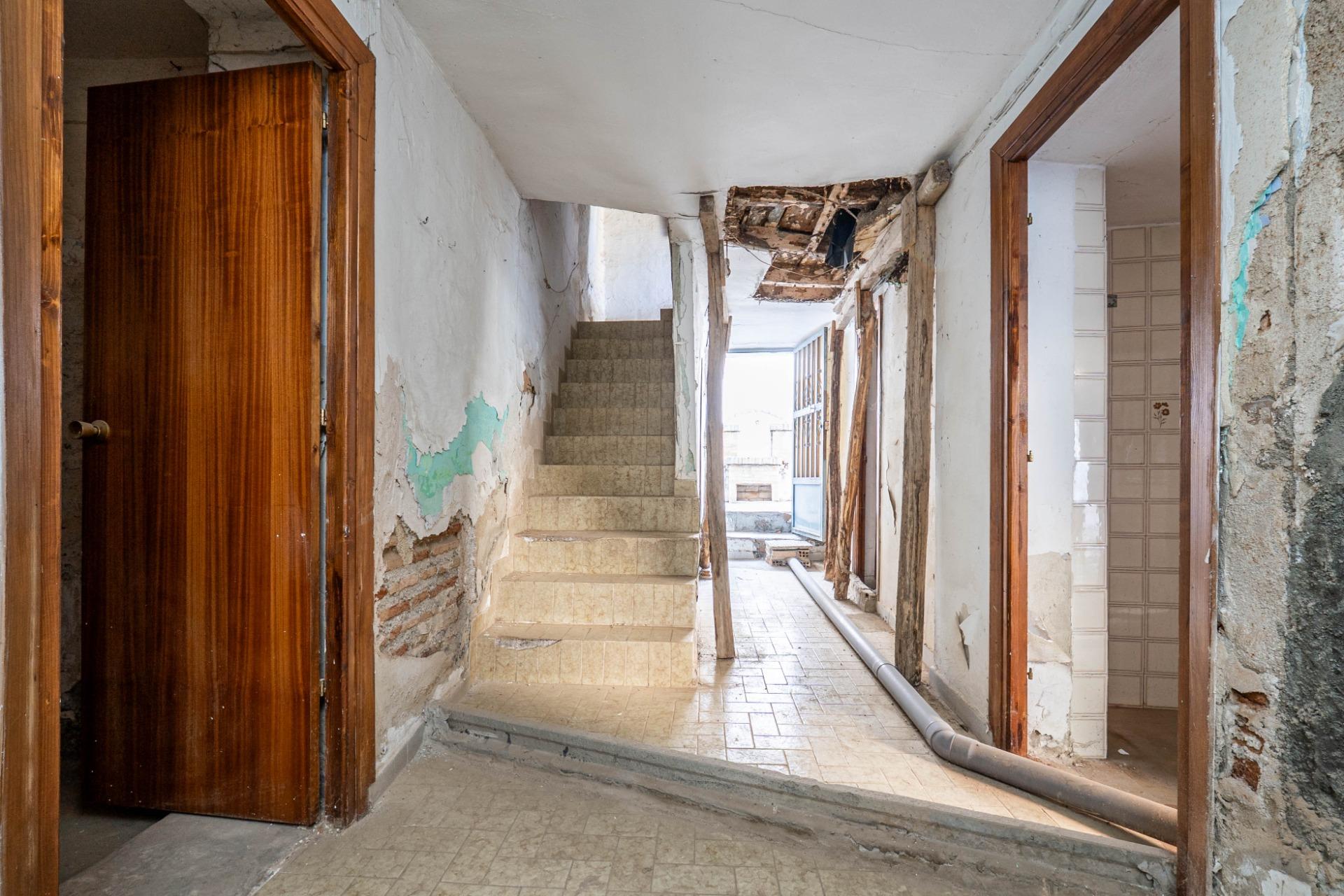 https://fotos15.apinmo.com/5292/29255990/9-6.jpg