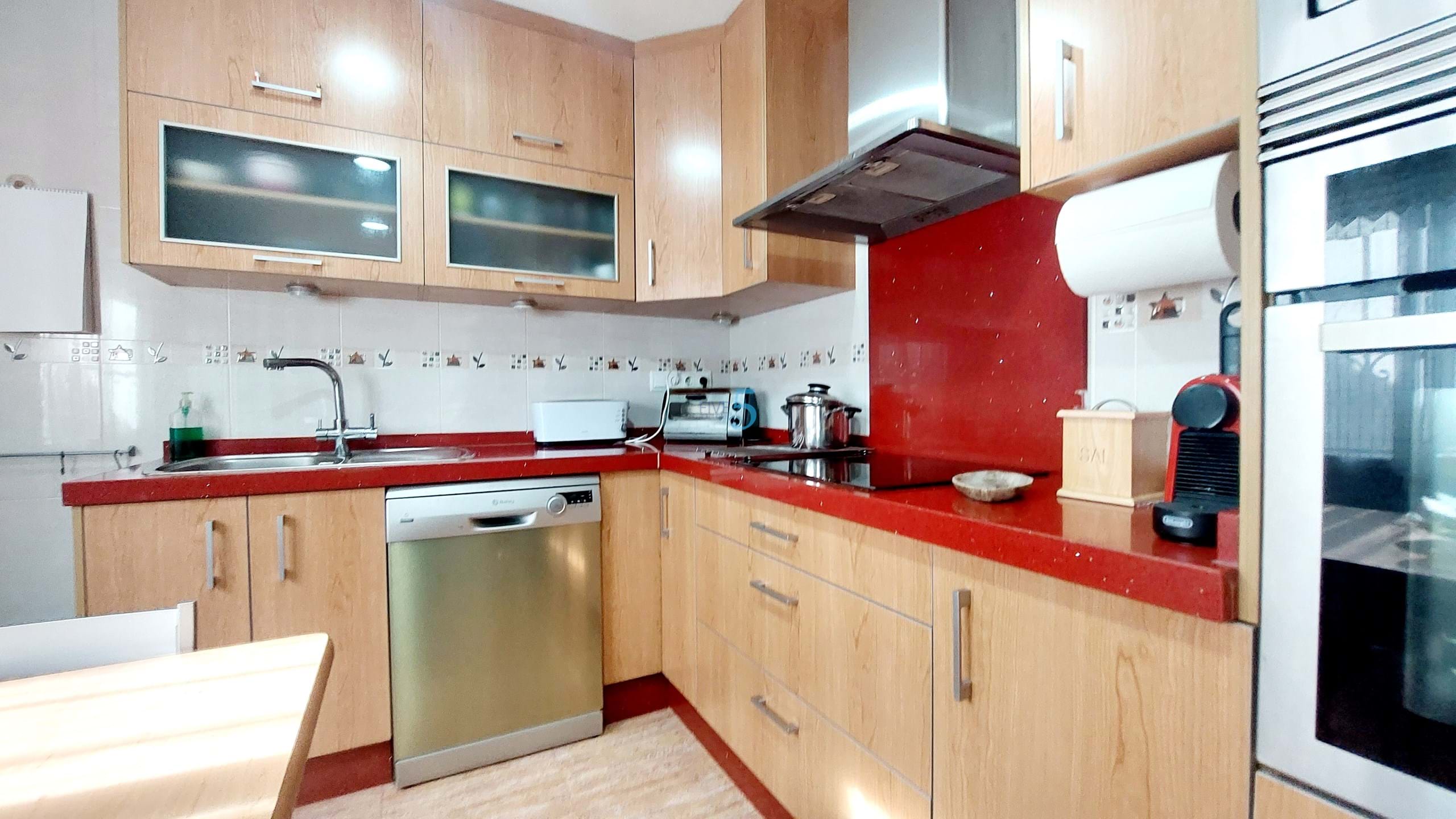 https://cdn.proppy.app/propertyphotos/2990/9f153641-d200-4581-87d6-15a0dd5c41c5/587162/1b029c4e-bc2e-469f-858a-336f0749418c.jpg