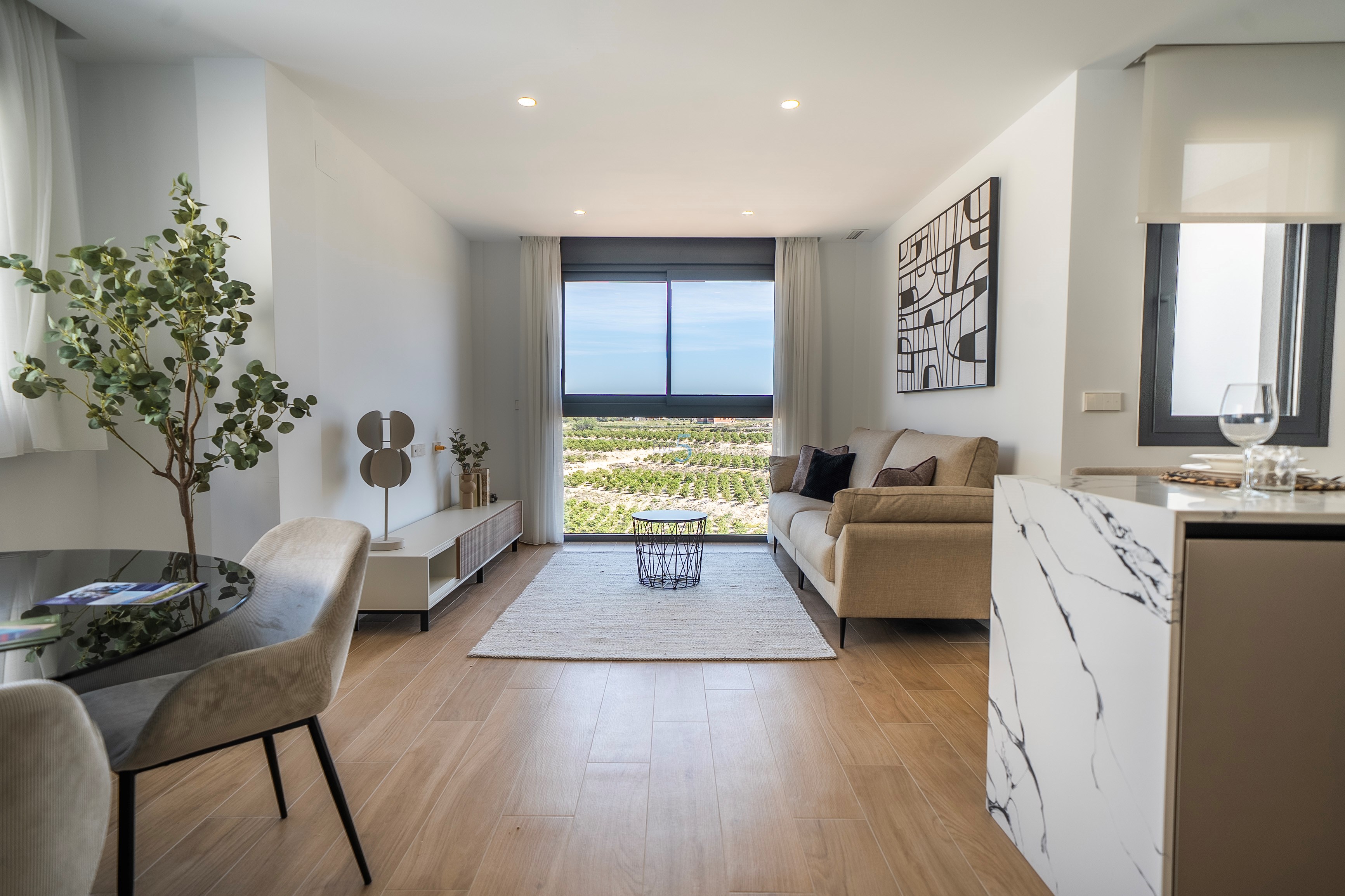 https://cdn.proppy.app/propertyphotos/2990/9f153641-d200-4581-87d6-15a0dd5c41c5/747877/9315312a-714b-4366-a568-9d247a2378da.jpg