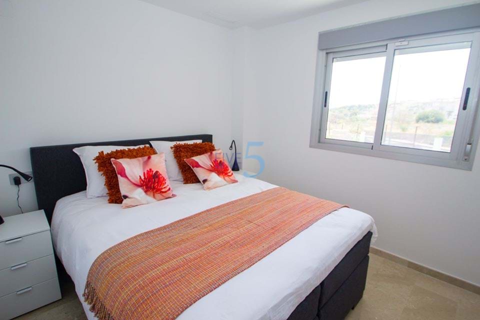 https://cdn.proppy.app/propertyphotos/2990/9f153641-d200-4581-87d6-15a0dd5c41c5/747788/0385be20-08b5-4db0-a348-8fed74a48657.jpg