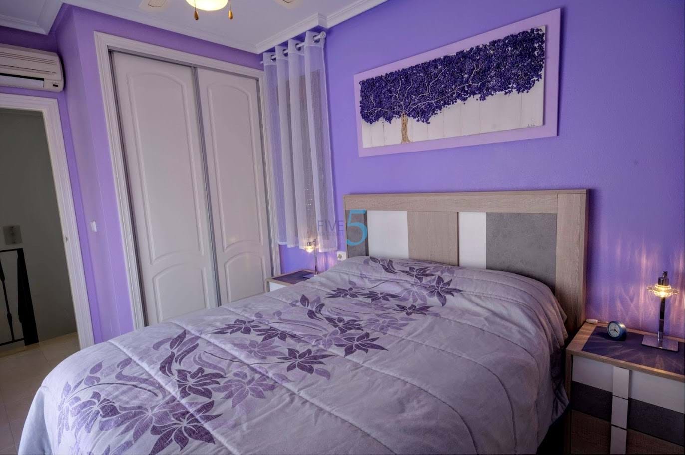 https://cdn.proppy.app/propertyphotos/2990/9f153641-d200-4581-87d6-15a0dd5c41c5/685359/89d5e159-30dc-4e49-bc0b-a657c01f8346.jpg