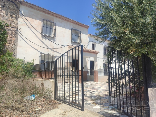 https://www.calidahomespropconsult.com/images/propertyImages/casa-cinta--village-or-town-house-for-sale-in-arboleas/casa-cinta--village-or-town-house-for-sale-in-arboleas-4424655815.jpg