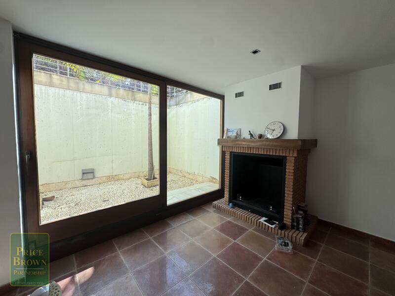 https://www.pricebrown.com/images/propertyImages/dv1613-villa-for-sale-in-huercal-overa/dv1613-villa-for-sale-in-huercal-overa-21574097.jpg