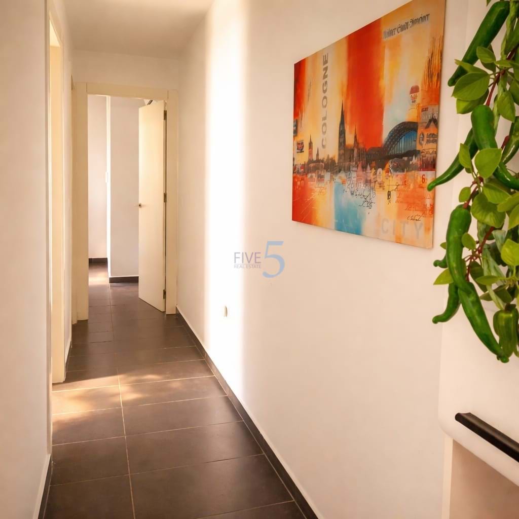 https://cdn.proppy.app/propertyphotos/2990/9f153641-d200-4581-87d6-15a0dd5c41c5/739944/fa6e32c1-170e-4d98-b65d-b4f44a4c8bde.jpg