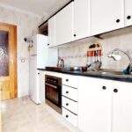 https://cdn.proppy.app/propertyphotos/2990/9f153641-d200-4581-87d6-15a0dd5c41c5/500484/185874f5-31d1-498b-8081-ccf92af35990.jpg