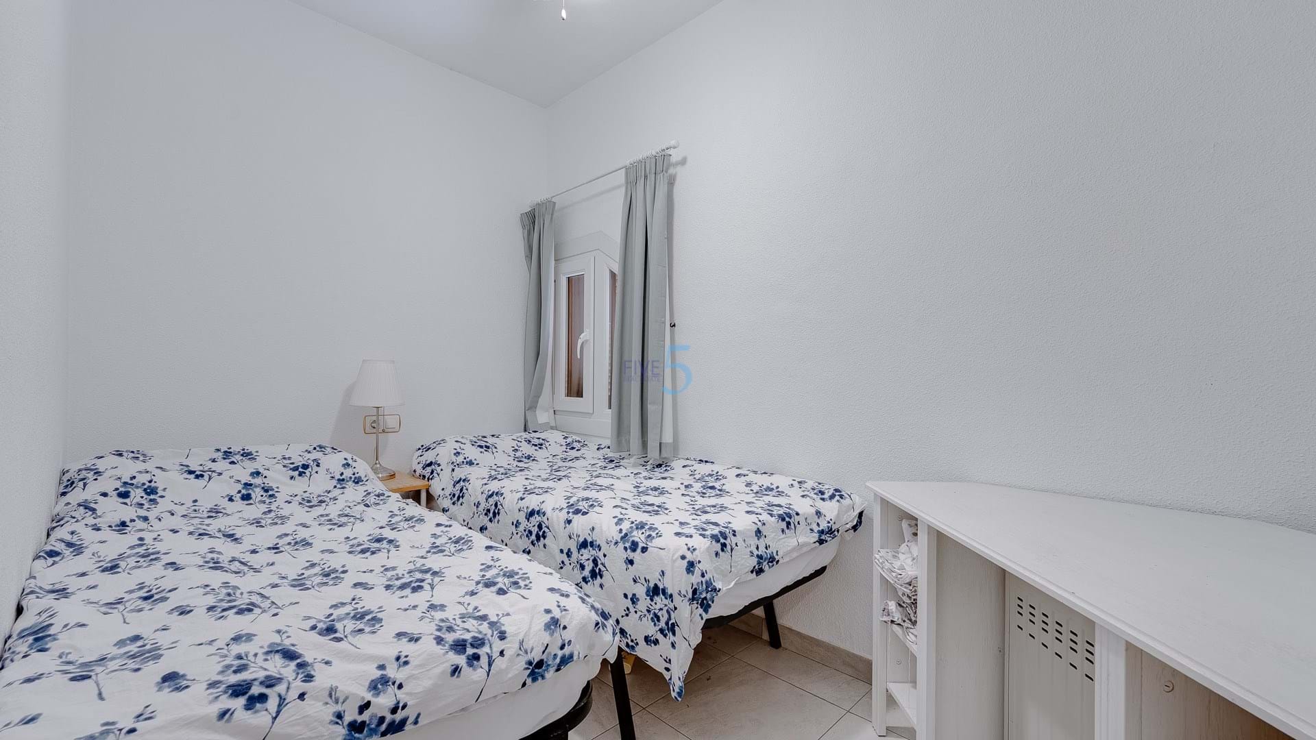 https://cdn.proppy.app/propertyphotos/2990/9f153641-d200-4581-87d6-15a0dd5c41c5/747487/a8df625d-6eb2-4e79-b762-9b7bb2bc3e70.jpg