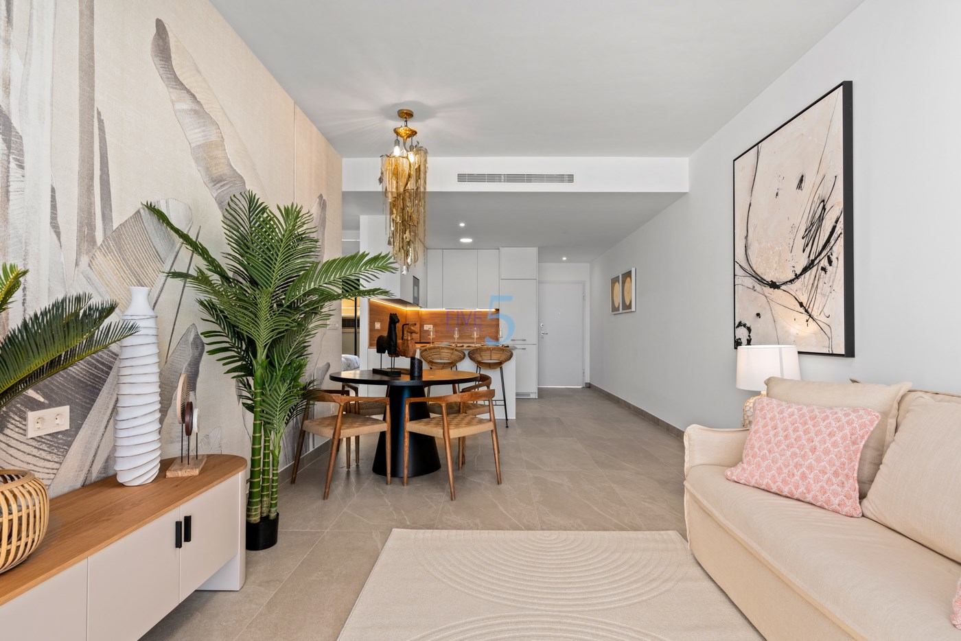 https://cdn.proppy.app/propertyphotos/2990/9f153641-d200-4581-87d6-15a0dd5c41c5/748001/42c68549-9d98-48b1-a72f-837dcf162411.jpg