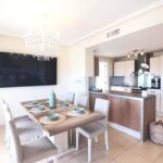 https://cdn.proppy.app/propertyphotos/2990/9f153641-d200-4581-87d6-15a0dd5c41c5/731437/93a4ed75-c8ec-4632-85cc-ab48cf8c186e.jpg