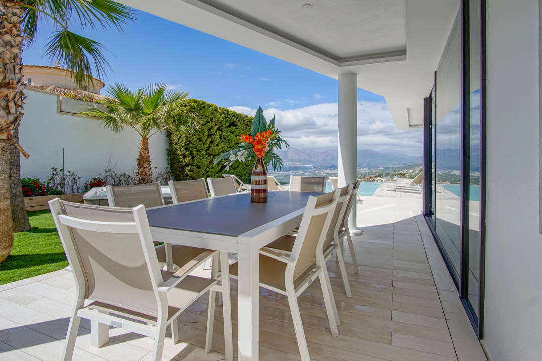 https://respacio-92aeb16a47056cced761e868d944d65d.s3.eu-west-3.amazonaws.com/property_attachment/detail_image/property_image_1pfwg4yo7l_20260608041535.jpg