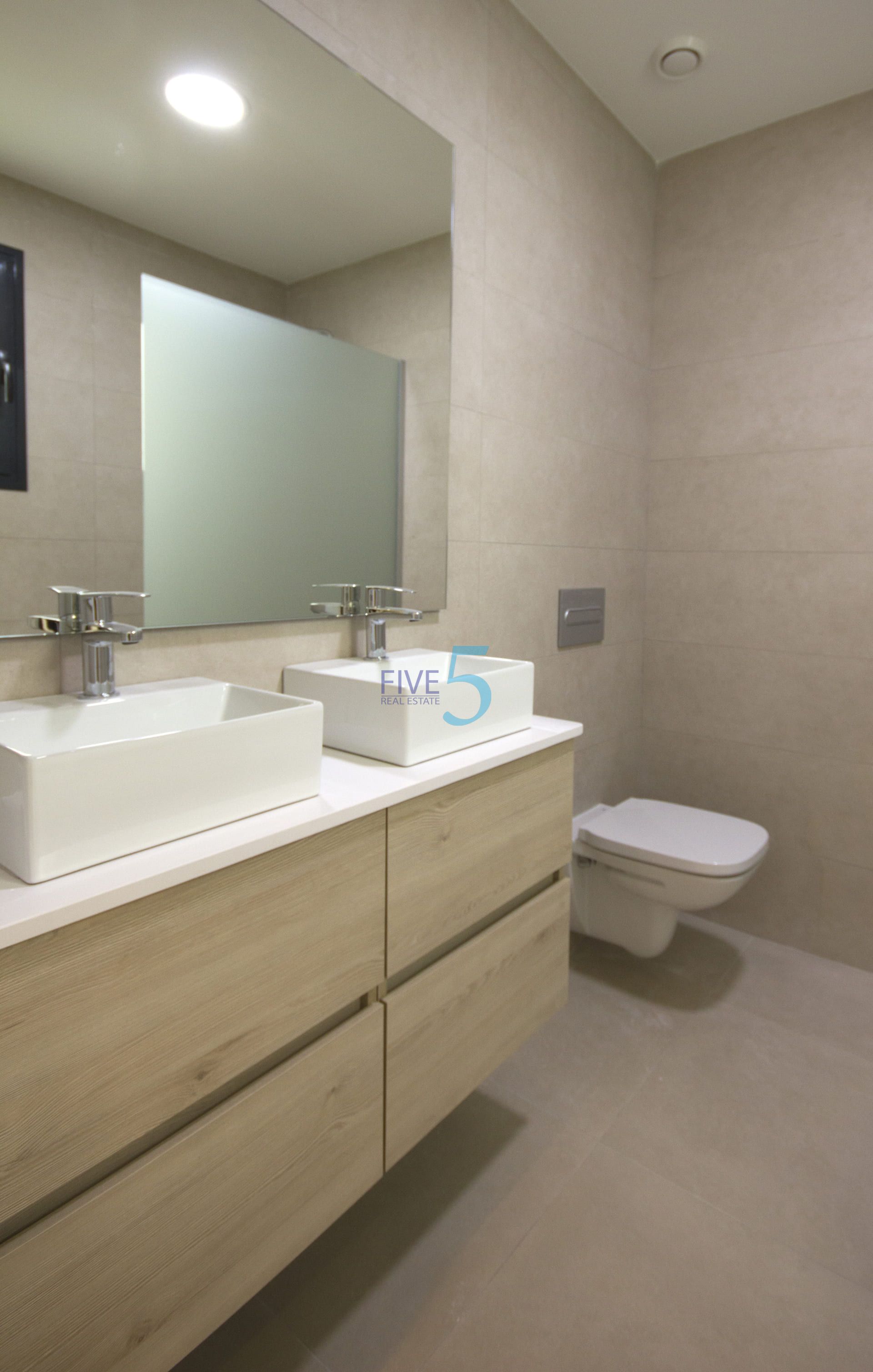 https://cdn.proppy.app/propertyphotos/2990/9f153641-d200-4581-87d6-15a0dd5c41c5/748103/ed8b8008-6dd0-47ed-8b46-c98b3766348e.jpg