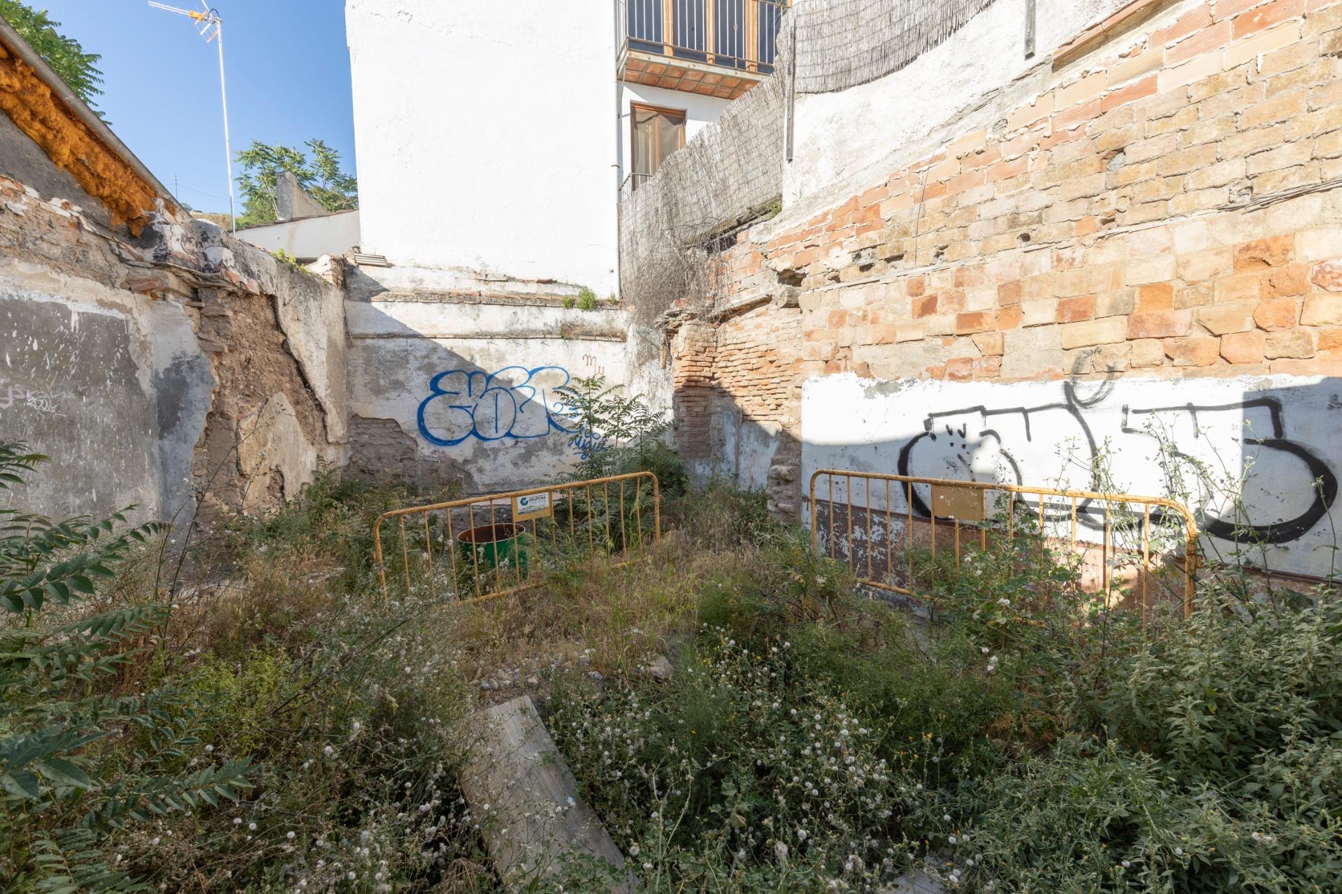 https://fotos15.apinmo.com/5292/29464891/1-1.jpg