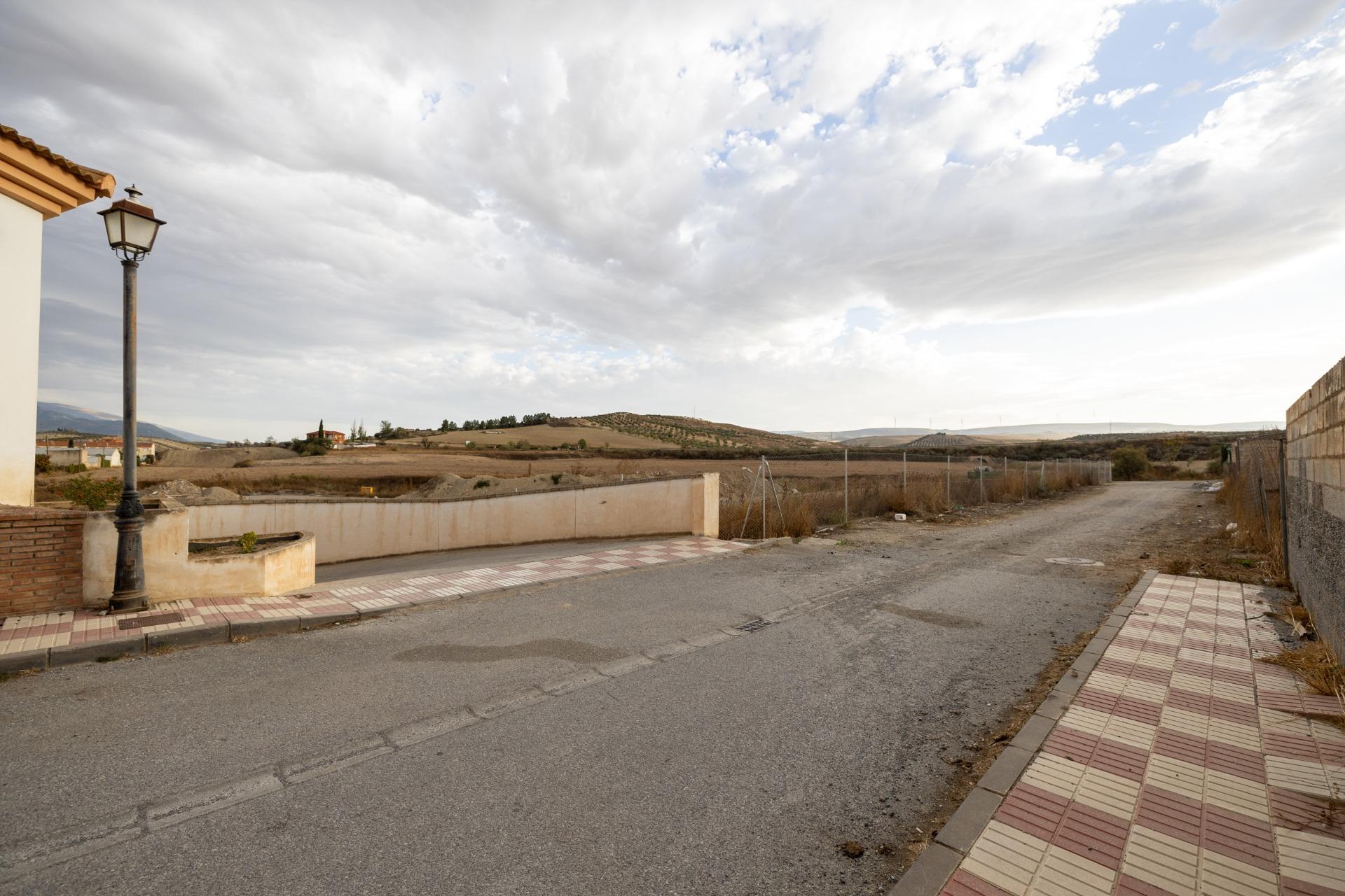 https://fotos15.apinmo.com/5292/29465055/1-2.jpg
