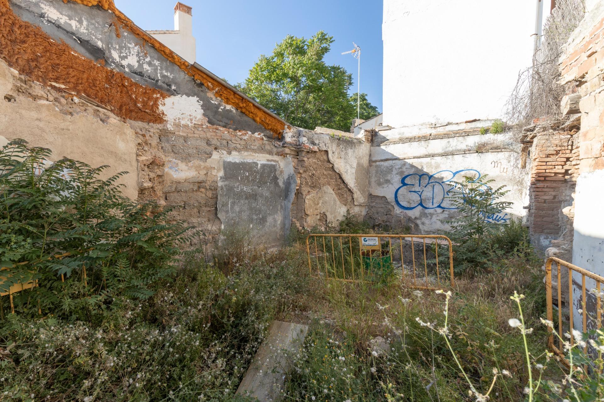 https://fotos15.apinmo.com/5292/29464891/1-2.jpg