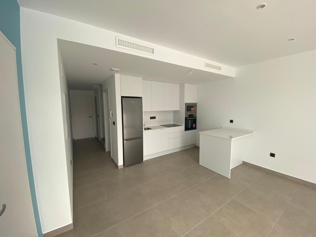 https://medianewbuild.com/file/hh-media-bucket/developments_v2/61330223/media/images/indoor/10.jpg