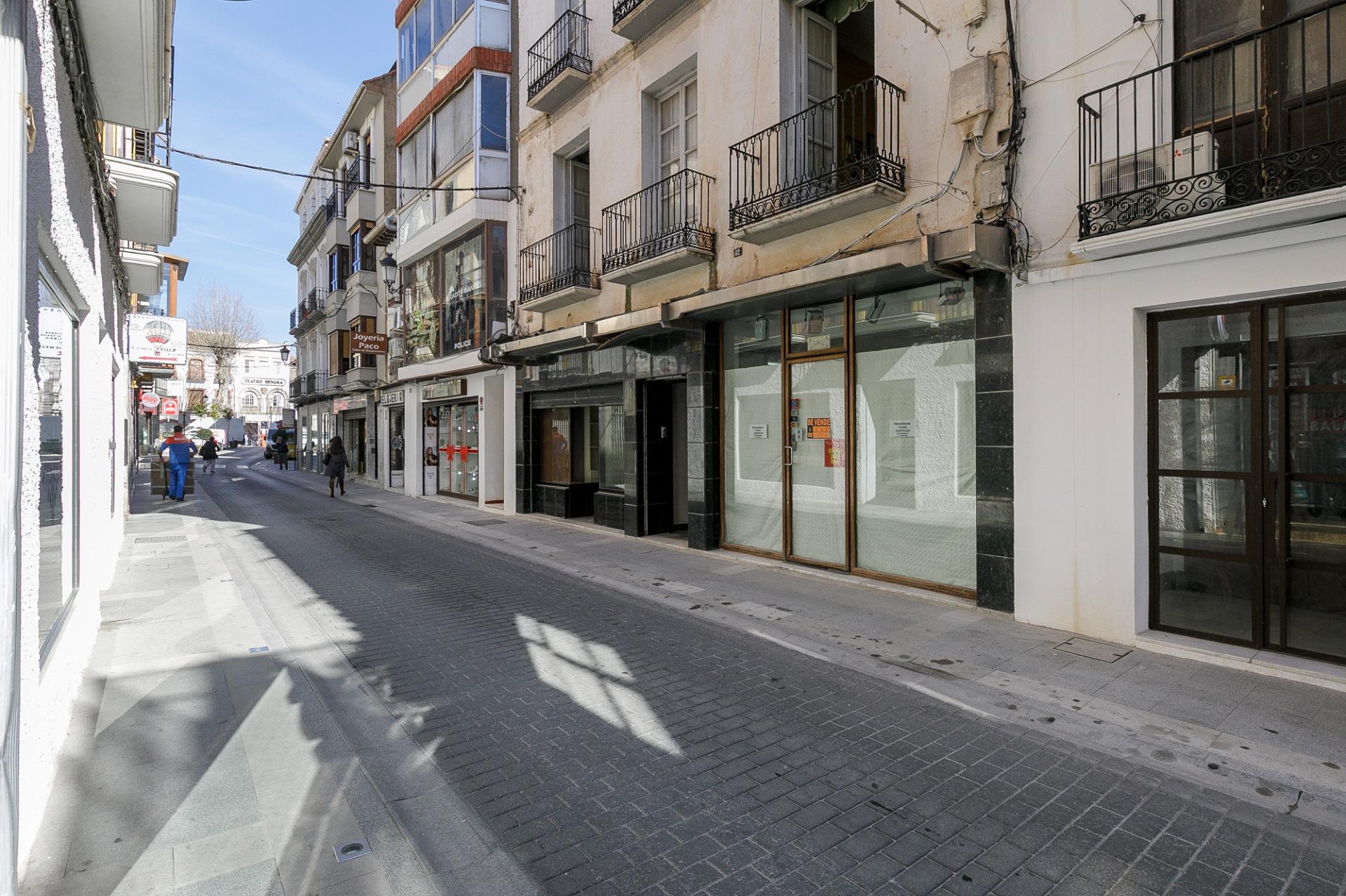 https://fotos15.apinmo.com/5292/29502190/13-1.jpg