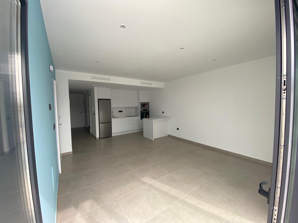 https://medianewbuild.com/file/hh-media-bucket/developments_v2/61330223/media/images/indoor/11.jpg