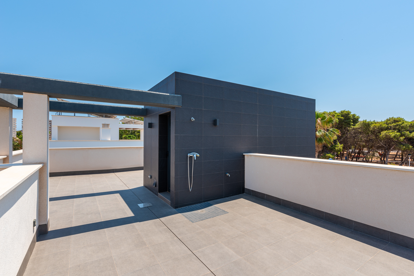 https://medianewbuild.com/file/hh-media-bucket/developments_v2/30006437/media/images/12.jpg