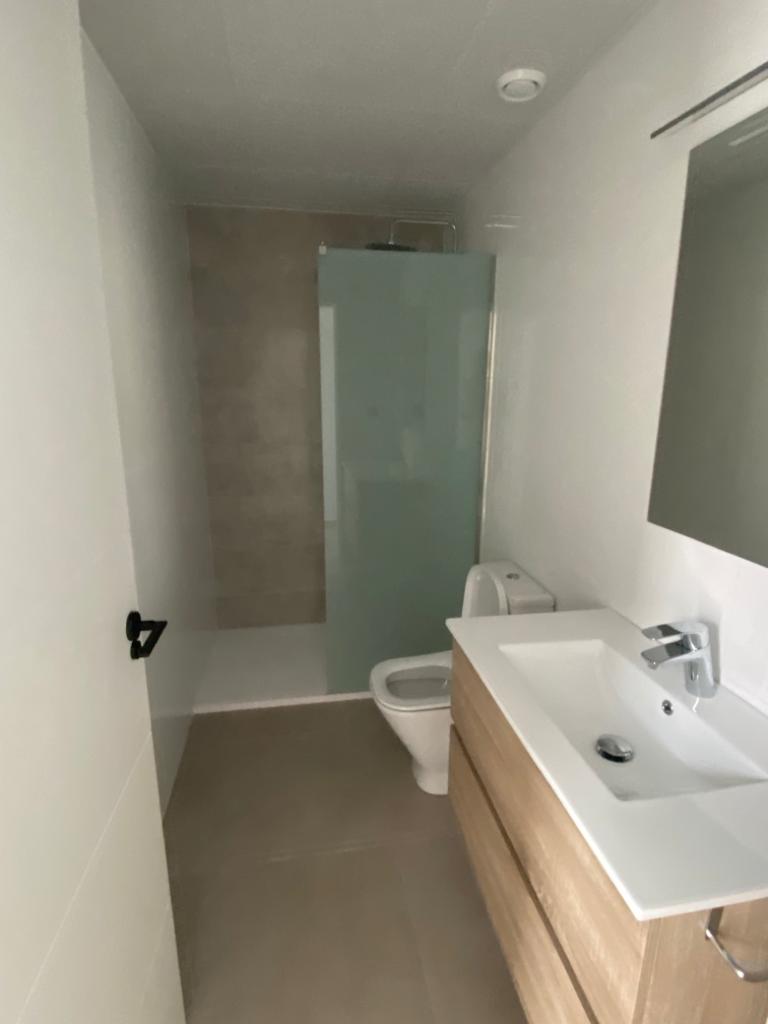 https://medianewbuild.com/file/hh-media-bucket/developments_v2/61330223/media/images/indoor/13.jpg
