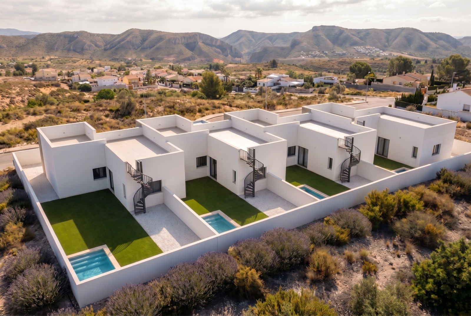 https://medianewbuild.com/file/hh-media-bucket/developments_v2/42932825/media/images/1.jpg