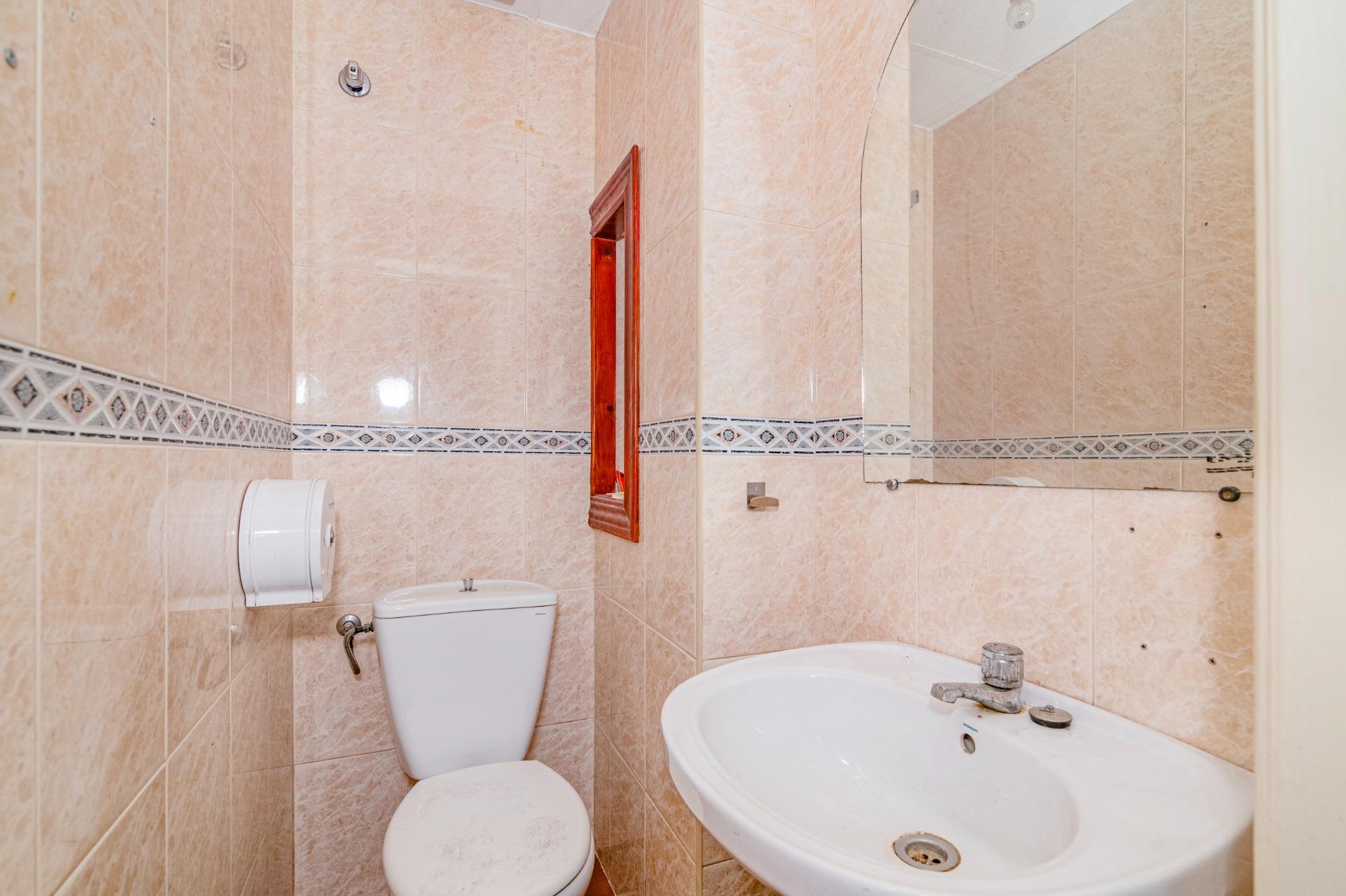 https://fotos15.apinmo.com/5292/29515872/2-8.jpg