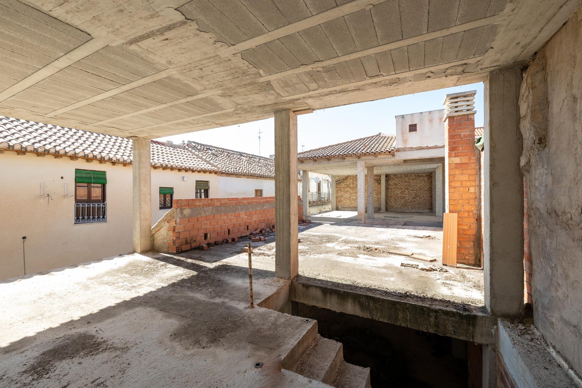 https://fotos15.apinmo.com/5292/29507530/2-3.jpg