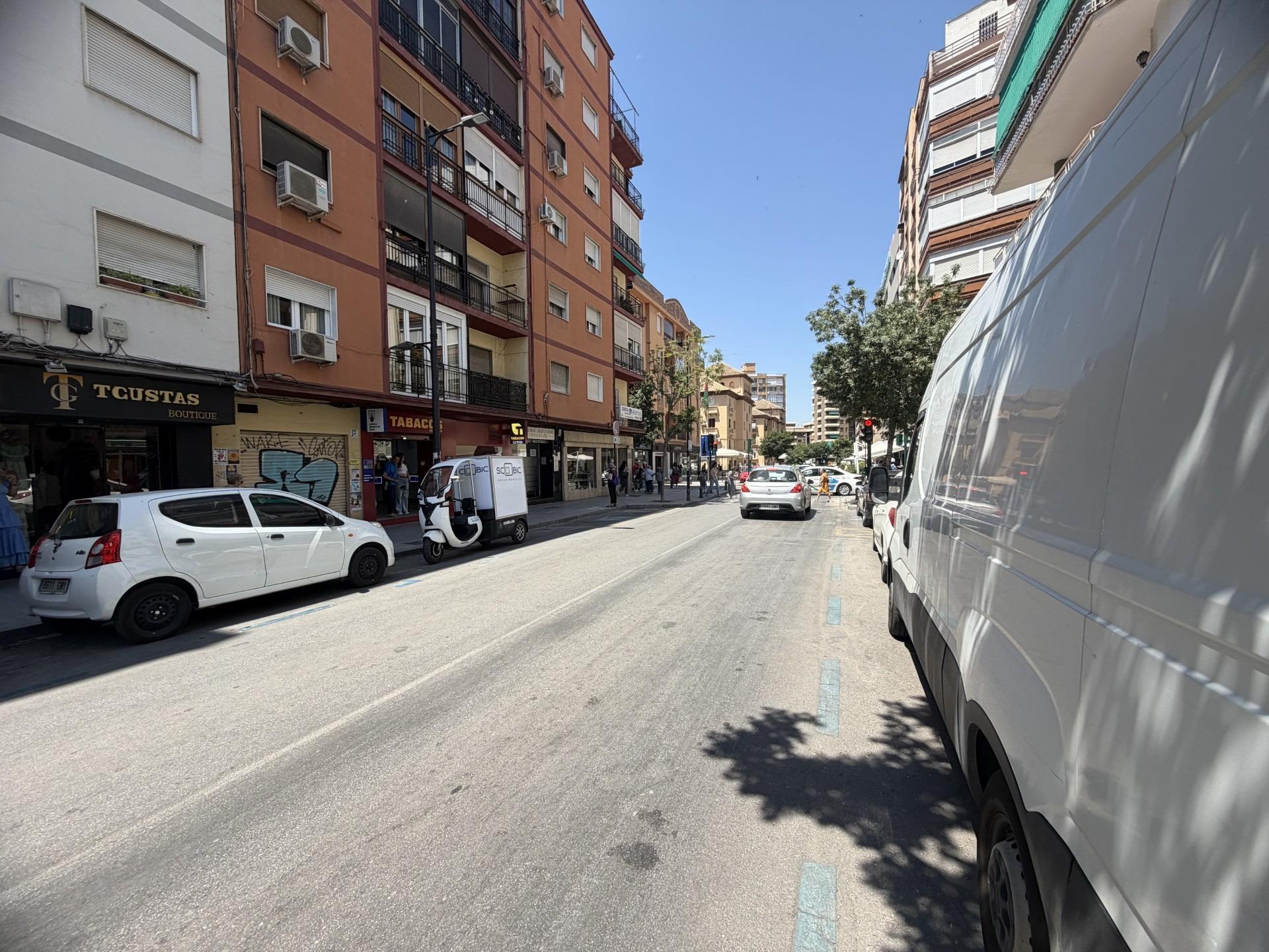 https://fotos15.apinmo.com/5292/29554614/2-4.jpg
