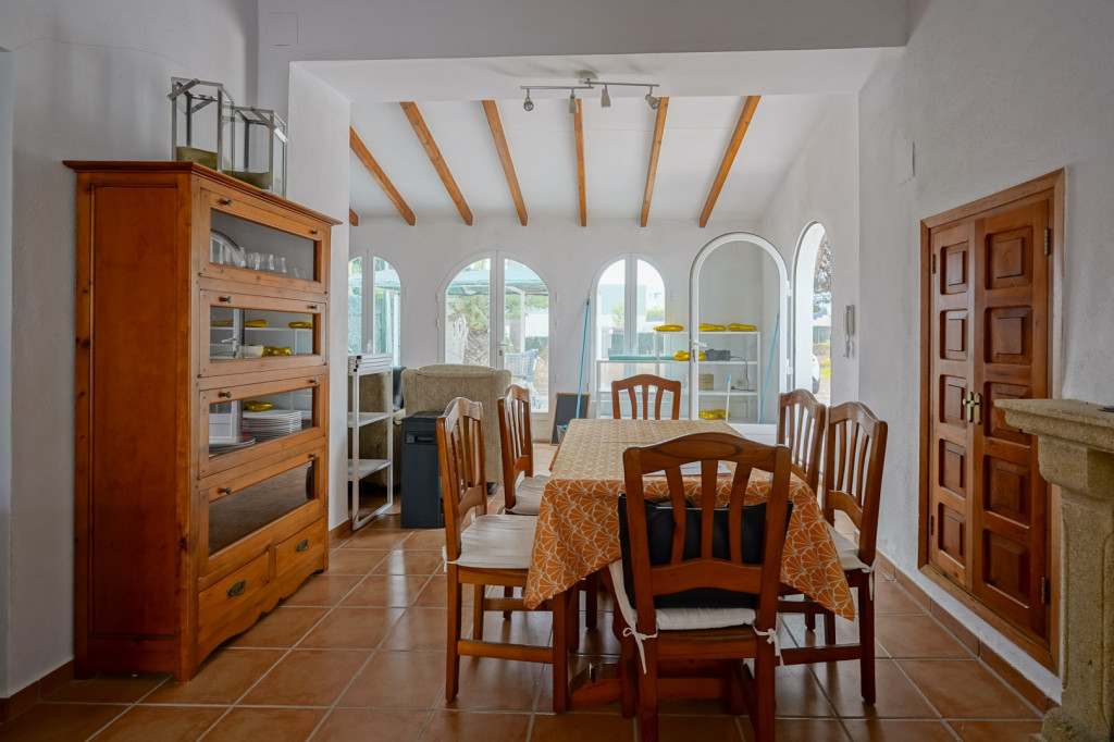 https://www.javeaestates.com/images/osproperty/properties/1107/2025_07_4541JAV_20-1.jpg