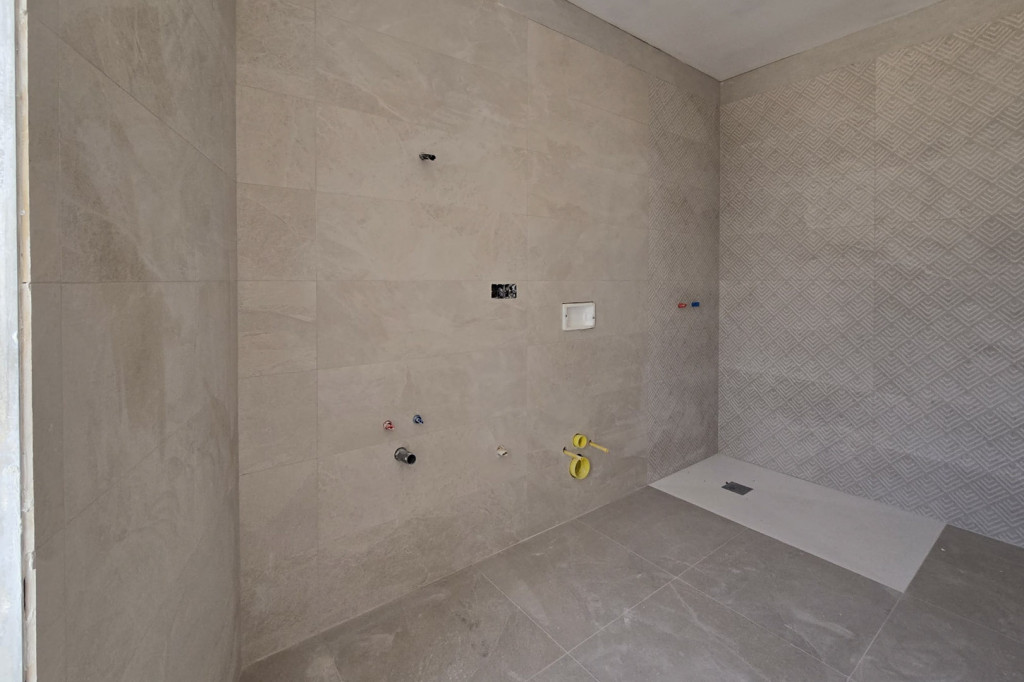 https://www.javeaestates.com/images/osproperty/properties/1138/2025_08_8288VER-8.jpg