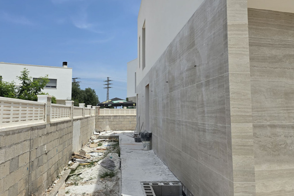 https://www.javeaestates.com/images/osproperty/properties/1138/2025_08_8288VER-3.jpg