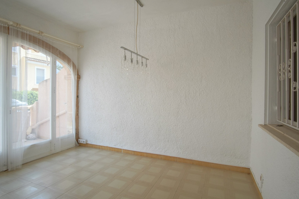 https://www.javeaestates.com/images/osproperty/properties/1191/2025_08_8289DEN-3.jpg