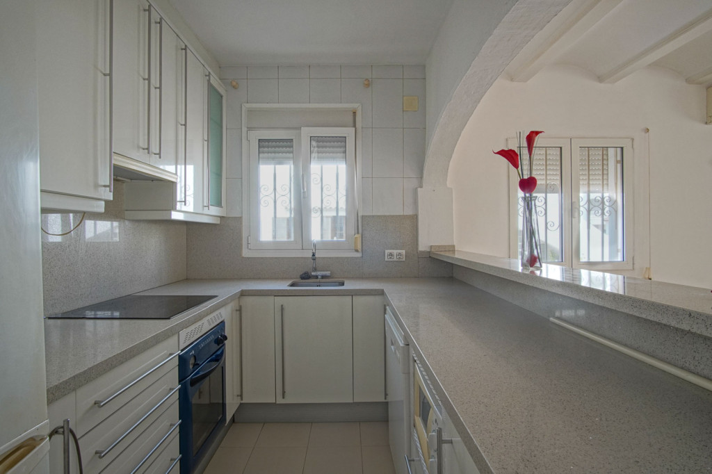 https://www.javeaestates.com/images/osproperty/properties/1191/2025_08_8289DEN-5.jpg