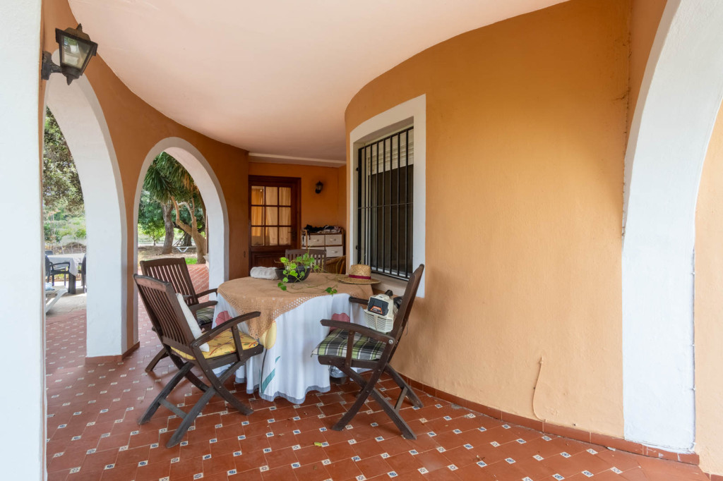 https://www.javeaestates.com/images/osproperty/properties/1165/2025_08_8290DEN-4.jpg