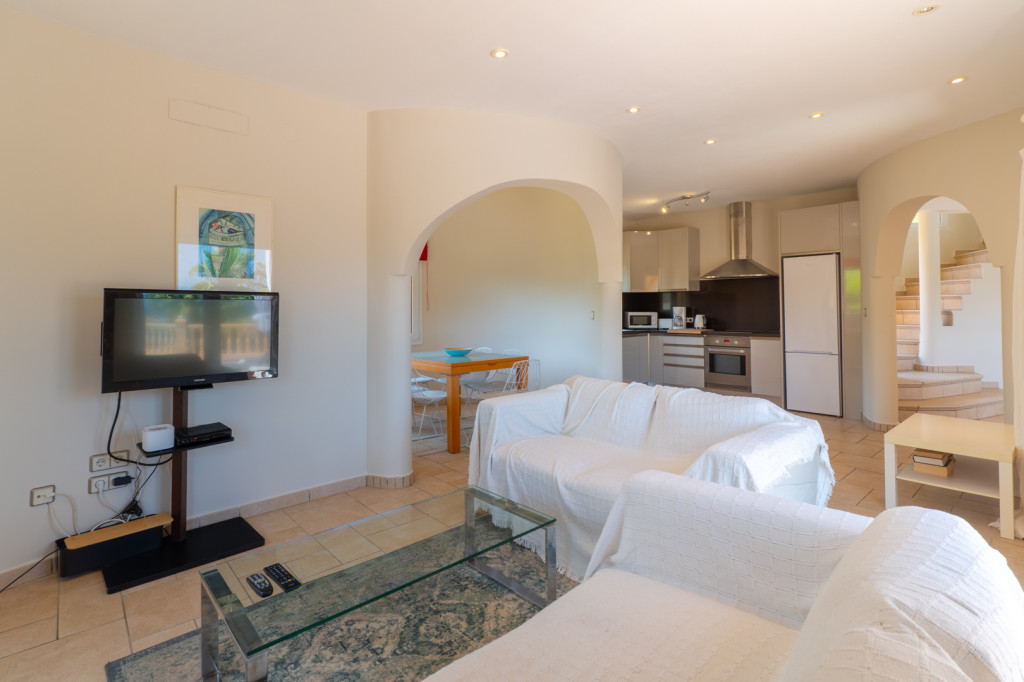 https://www.javeaestates.com/images/osproperty/properties/1353/2026_05_4650JAV_014.jpg