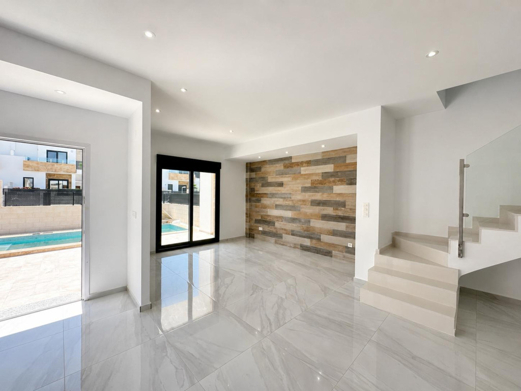https://www.javeaestates.com/images/osproperty/properties/1364/2026_05_7121_24.jpg