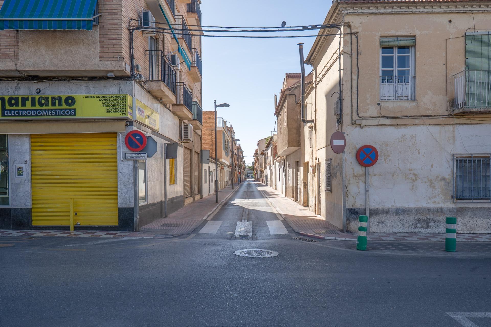https://fotos15.apinmo.com/5292/29457638/3-7.jpg