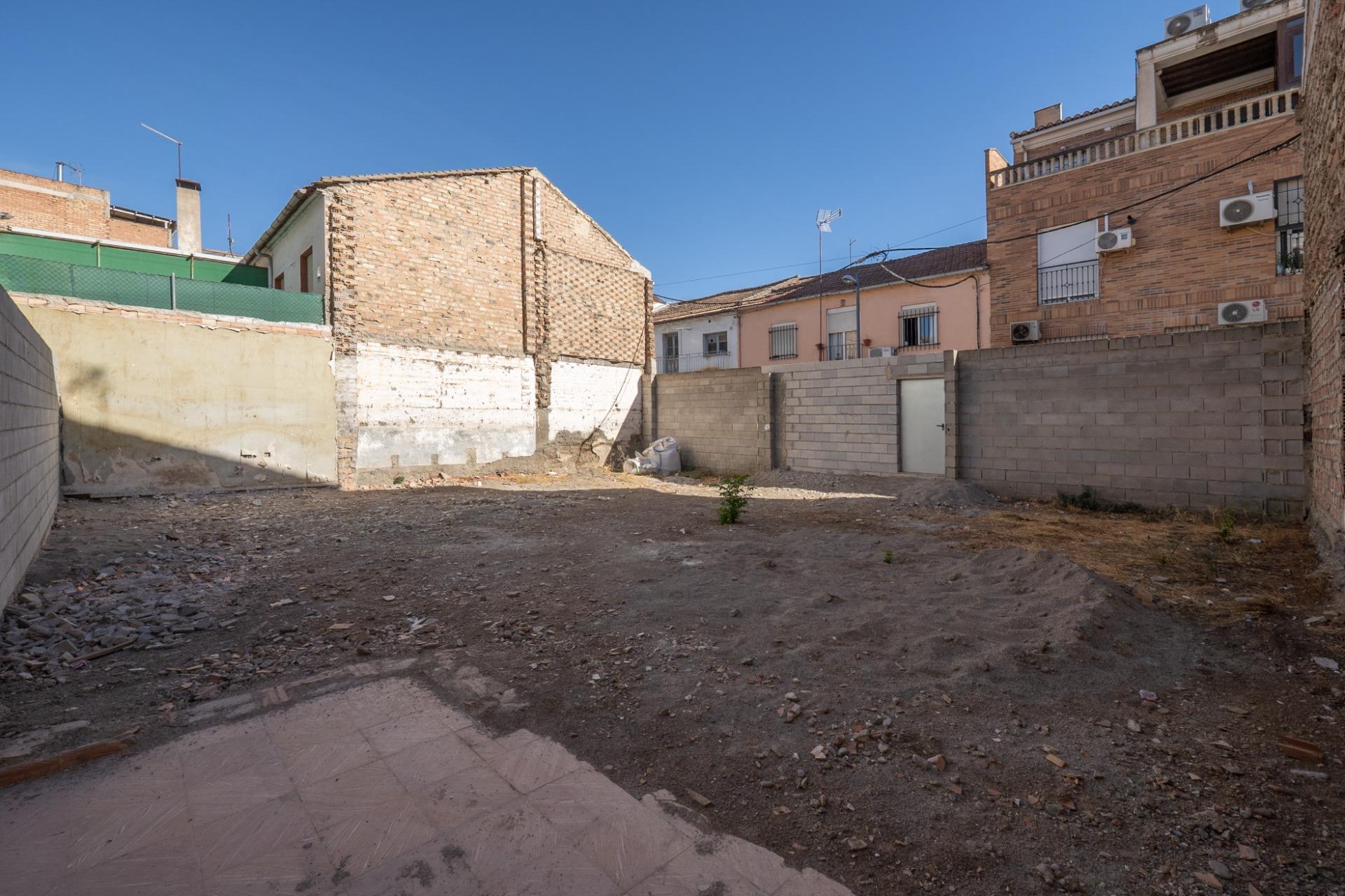 https://fotos15.apinmo.com/5292/29457638/3-8.jpg