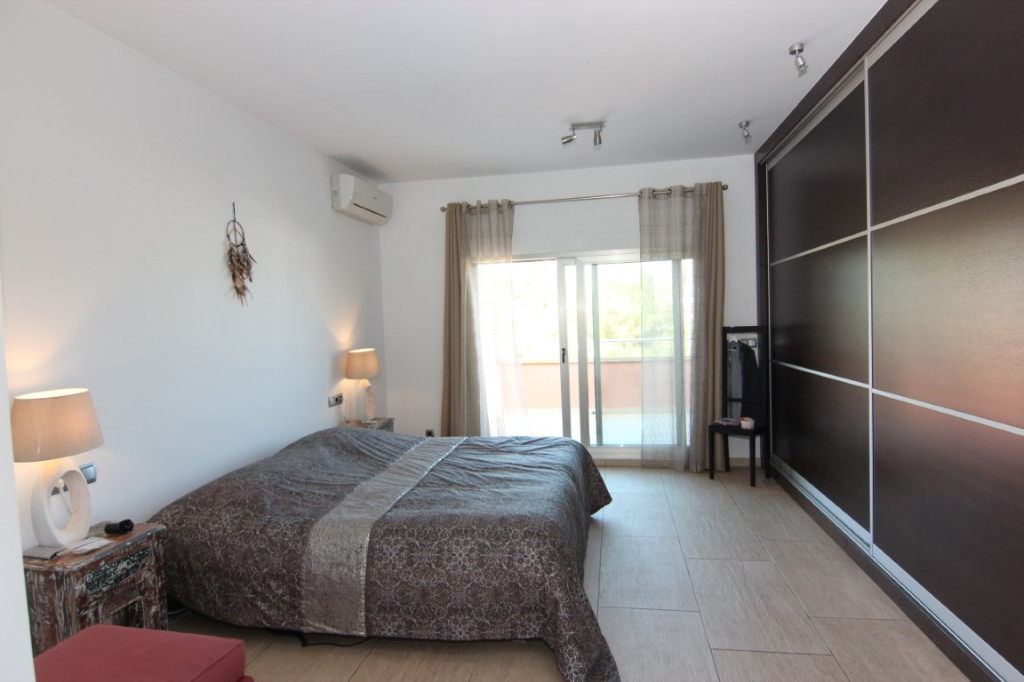 https://www.javeaestates.com/images/osproperty/properties/260/3386jav_13.jpg