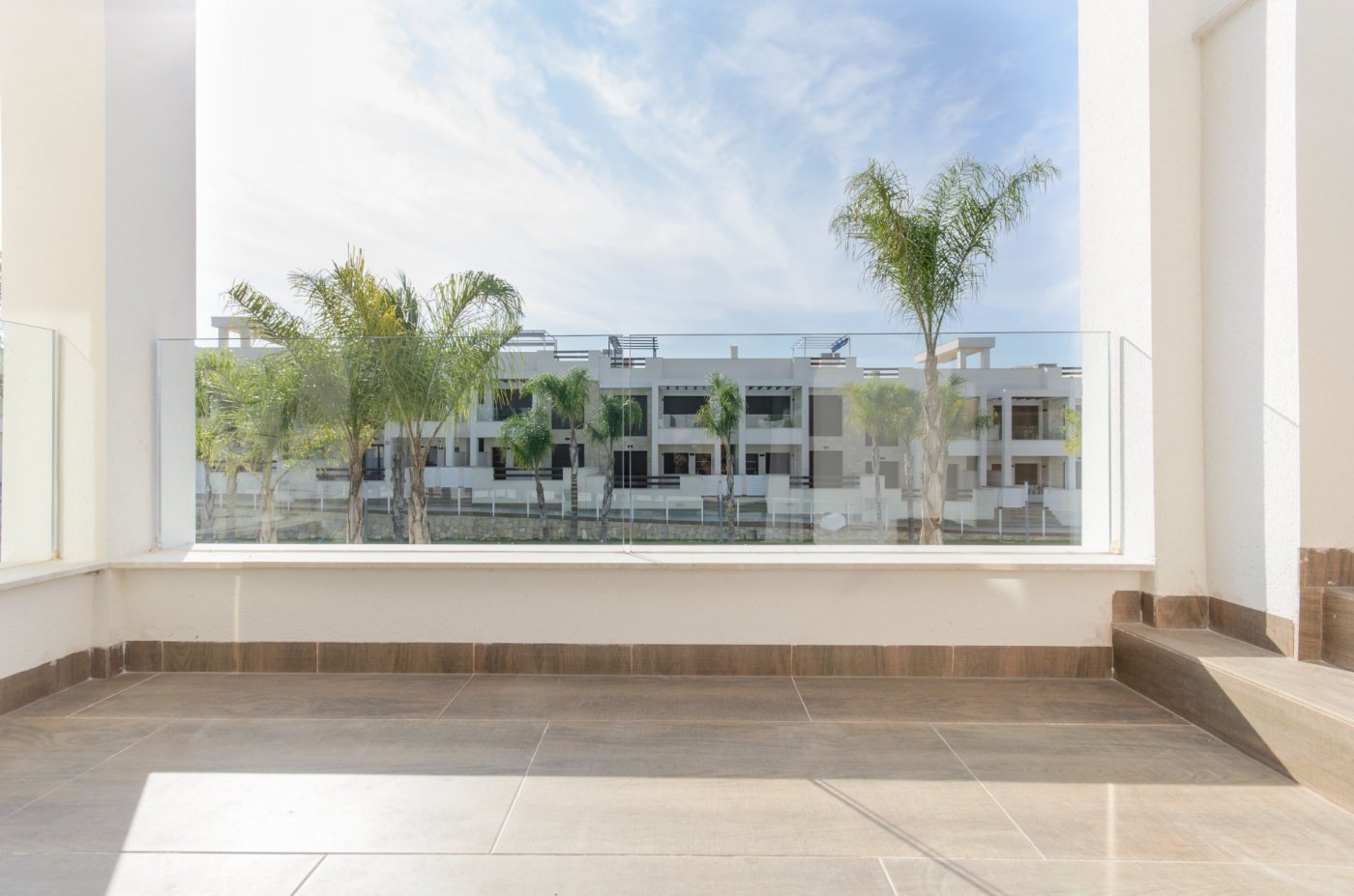 https://production-kyero-property-images.s3.amazonaws.com/19837/19837583/389080561_original.jpg?checksum=4dae59267308b244dc274810205aa30376f69d46