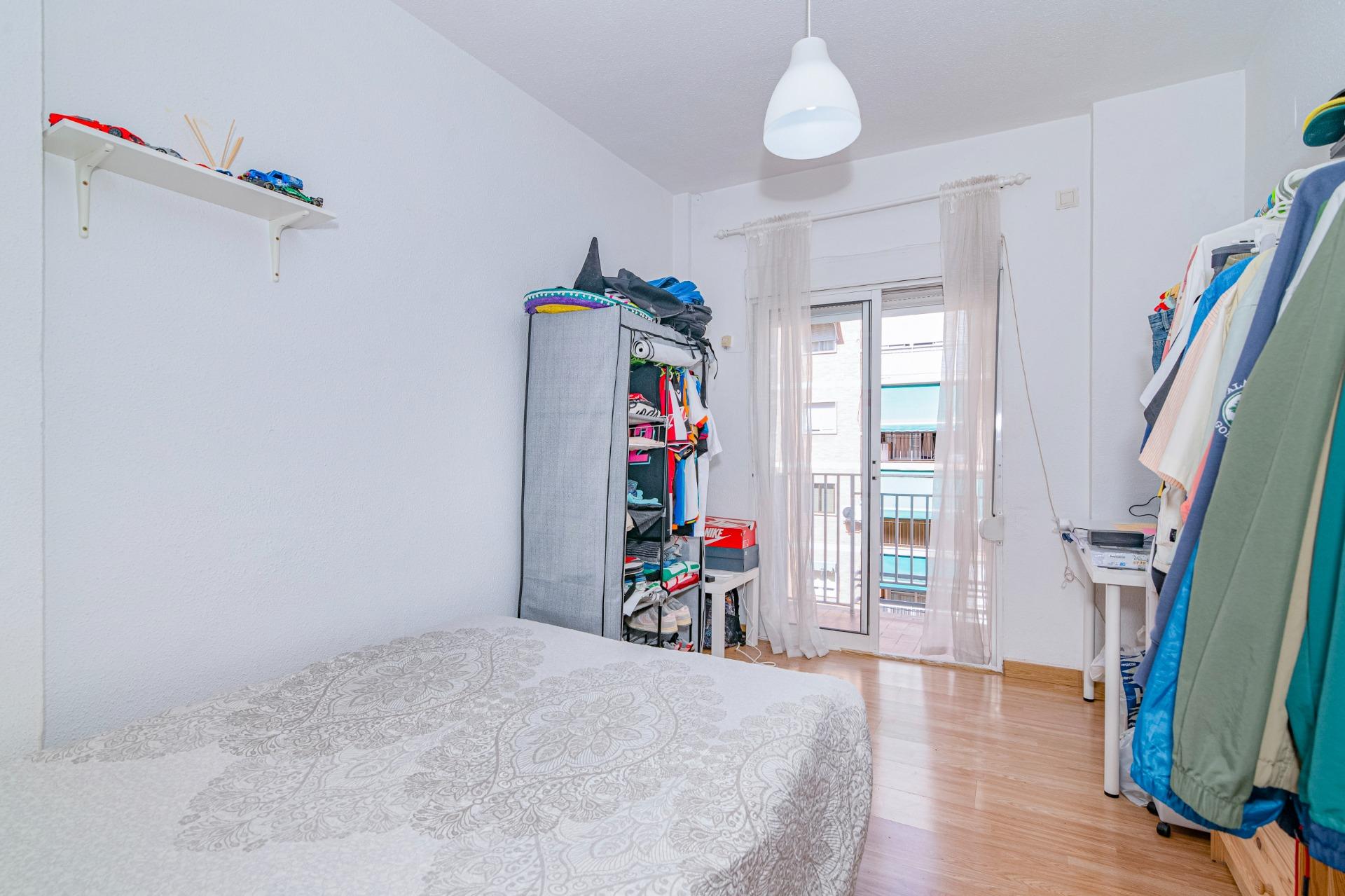 https://fotos15.apinmo.com/5292/29521628/4-4.jpg