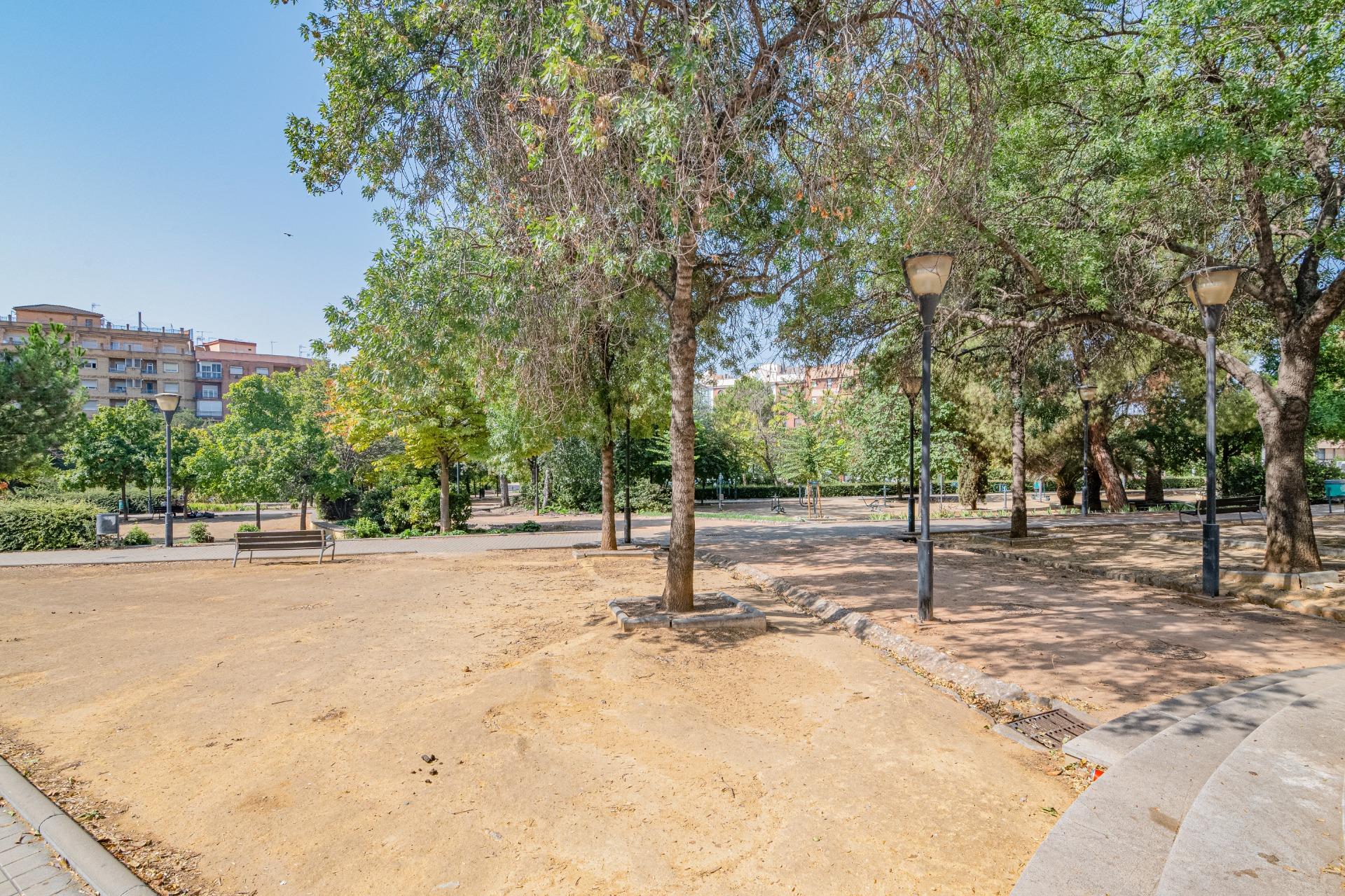 https://fotos15.apinmo.com/5292/29457480/4-4.jpg
