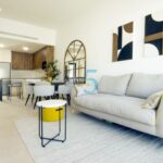 https://cdn.proppy.app/propertyphotos/2990/9f153641-d200-4581-87d6-15a0dd5c41c5/748103/c5ee3bd8-adb5-44b7-9444-62e277ac0edc.jpg