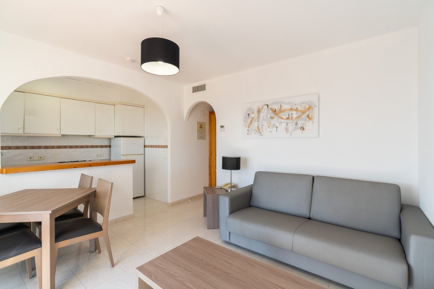 https://production-kyero-property-images.s3.amazonaws.com/21047/21047088/420511150_original.jpg?checksum=3529828f3631485a9a13dfadb7edfc83b317a496