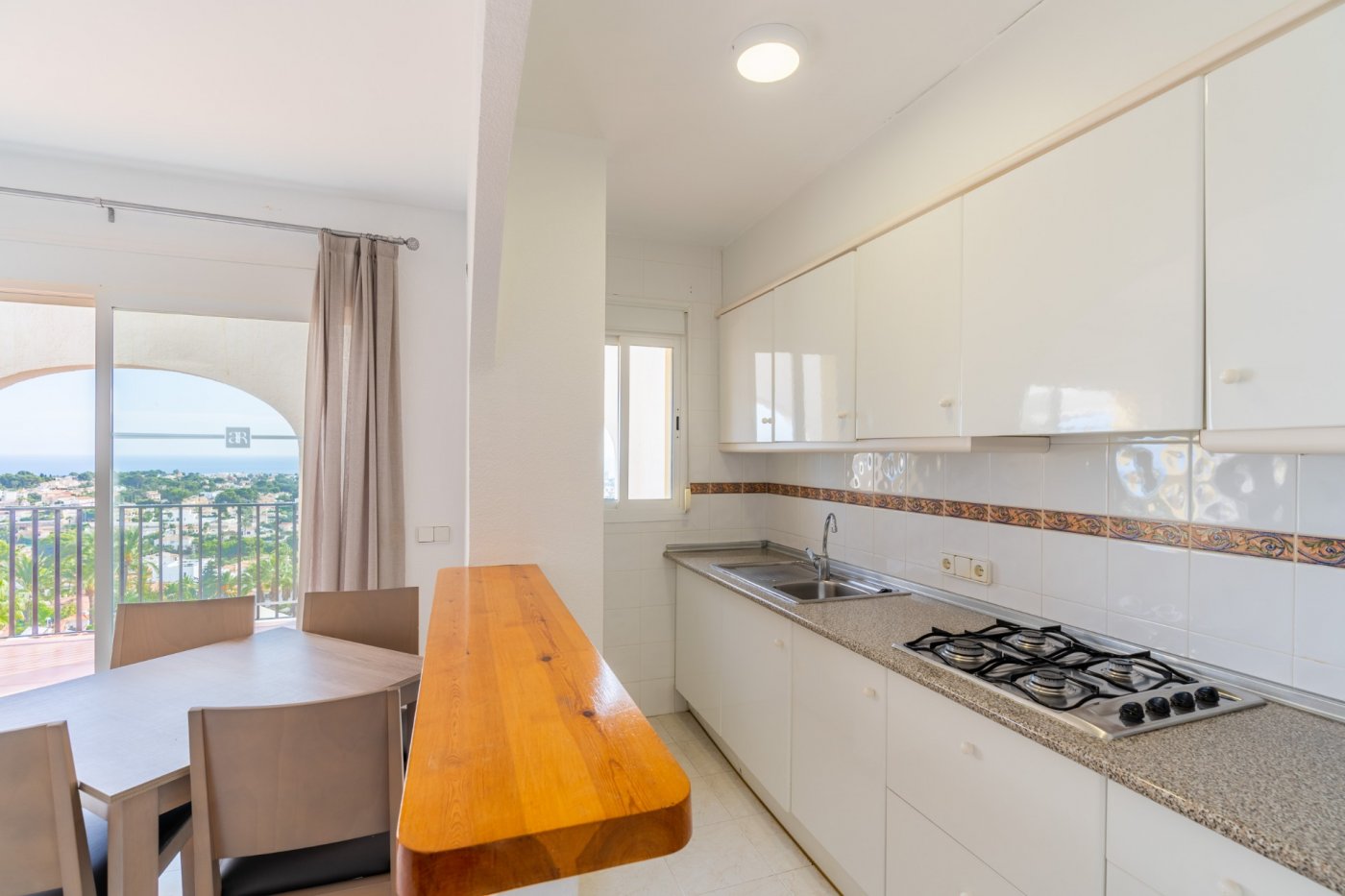 https://production-kyero-property-images.s3.amazonaws.com/21047/21047088/420511151_original.jpg?checksum=a3375f28fe58351133c9f1dd7cf959cb5d1220d2