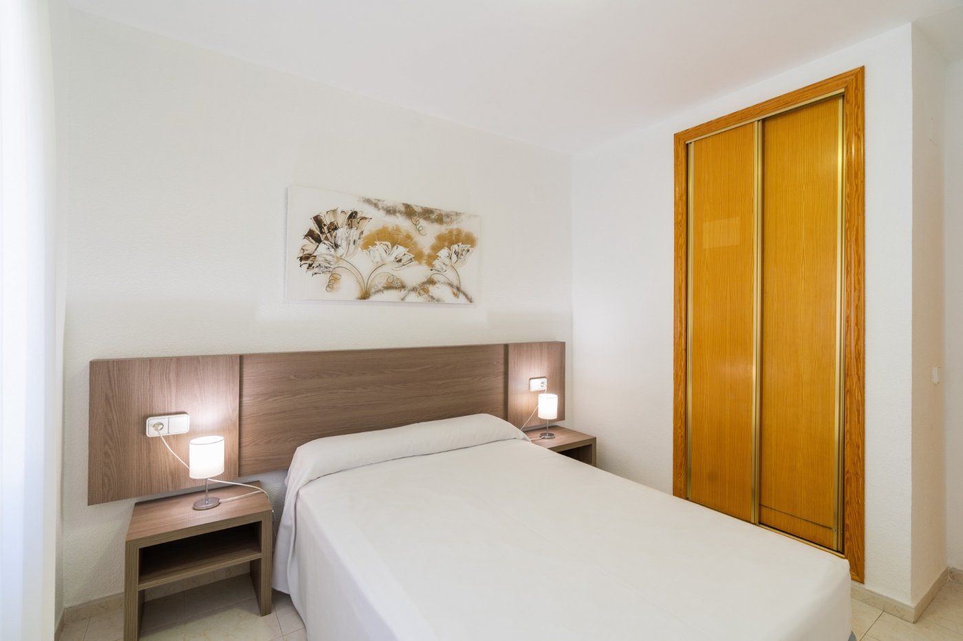 https://production-kyero-property-images.s3.amazonaws.com/21047/21047088/420511159_original.jpg?checksum=0cbe4eb2203a17702522b305a4c0e15011cb39ed