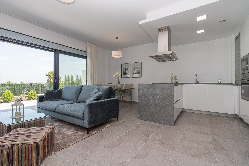 https://production-kyero-property-images.s3.amazonaws.com/21047/21047089/420511193_original.jpg?checksum=d4109e8e7ea24c5c7fa15cca4c2c72db5e0be89b