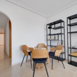 https://production-kyero-property-images.s3.amazonaws.com/21048/21048713/420558113_original.jpg?checksum=98357566eba550c4afbee43414775ad65e1af5ad